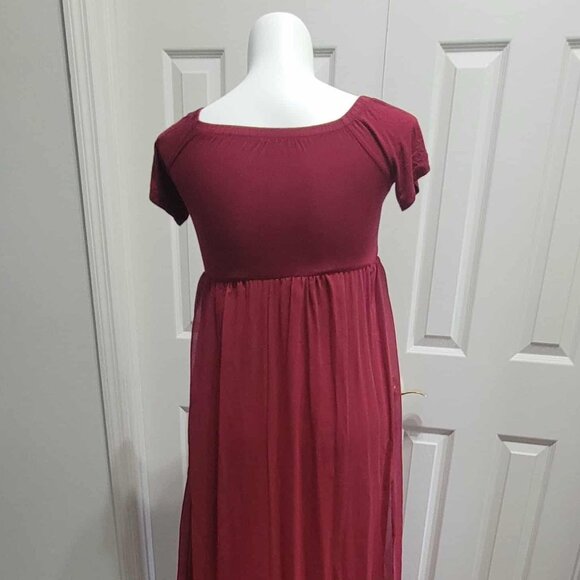 Maternity Burgundy Off Shoulder Chiffon Photoshoot Gown Medium - Picture 5 of 9